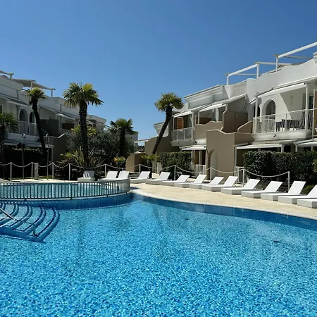 Wave Village 2 - Carraro Immobiliare - Family * Lido di Jesolo